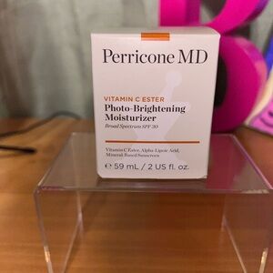 Perricone MD Vitamin C Ester Moisturizer with SPF 30